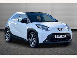 White Used 2023 Toyota Aygo X SUV | £13,695