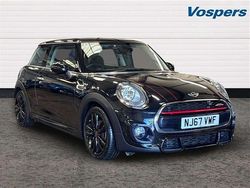 Black Used 2017 Mini Cooper Hatch Hatchback | £9,754 (Fair price)