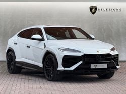 White Used 2025 Lamborghini Urus SUV | £259,950