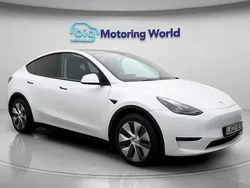 Used 2022 Tesla Model Y Long Range SUV | £22,100 (Fair price)
