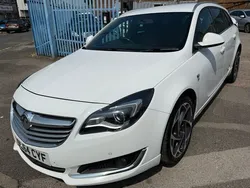 White Used 2014 Vauxhall Insignia SRi Estate | £3,290 (Good price)
