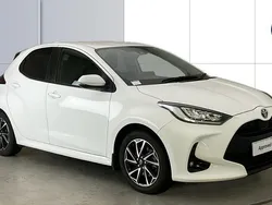 White Used 2022 Toyota Yaris Hybrid Design Hatchback | £16,000 (Good price)