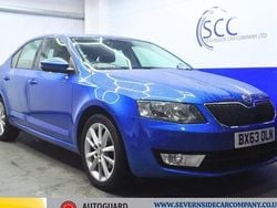 Blue Used 2013 Skoda Octavia Elegance Hatchback | £5,695 (Fair price)