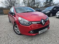 Red Used 2016 Renault Clio IV Dynamique Hatchback | £3,495 (Good price)