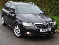 Black Used 2014 Skoda Superb Business Line Estate | £5,250 (Fair price)