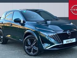 Green Used 2024 Nissan Qashqai Tekna SUV | £30,635 (Expensive)