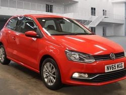Red Used 2015 VW Polo SE Hatchback | £6,794 (Fair price)