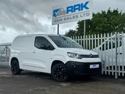 White Used 2021 Citroën Berlingo MPV | £8,790 (Fair price)