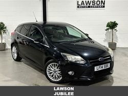 Black Used 2014 Ford Focus Zetec Hatchback | £5,290 (Fair price)
