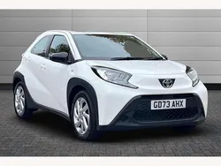Pure white Used 2023 Toyota Aygo PURE Hatchback | £11,895 (Fair price)