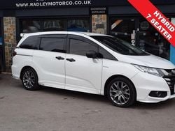 White Used 2023 Honda Odyssey Hybrid MPV | £14,800 (Fair price)