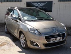 Grey Used 2016 Peugeot 5008 Allure MPV | £4,999 (Good price)