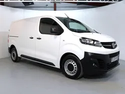 White Used 2022 Vauxhall Vivaro S Van | £10,400 (Good price)