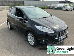 Black Used 2015 Ford Fiesta Titanium Hatchback | £6,189 (Expensive)