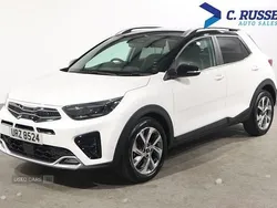 White Used 2023 Kia Stonic 4 SUV | £17,995 (Fair price)