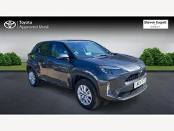 Grey Used 2024 Toyota Yaris Hybrid SUV | £21,323 (Good price)
