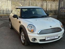 White Used 2009 Mini ONE Hatch Hatchback | £2,795 (Fair price)