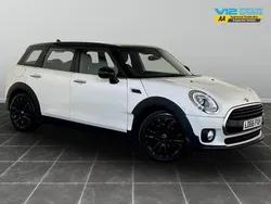 White Used 2016 Mini Cooper Clubman Estate | £9,995 (Good price)