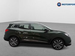 Green Used 2019 Renault Kadjar Iconic SUV | £10,749 (Fair price)