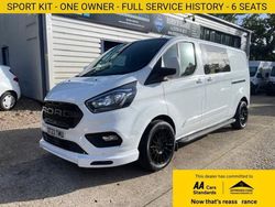 Frozen white (solid colour) Used 2023 Ford Transit Custom Limited Estate | £21,990 (Fair price)