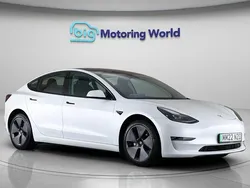White Used 2022 Tesla Model 3 Long Range AWD Sedan | £23,200 (A bit pricey)