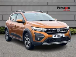 Orange Used 2021 Dacia Sandero Prestige Hatchback | £10,950 (Fair price)