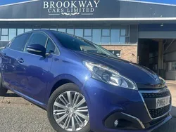 Blue Used 2016 Peugeot 208 Allure Hatchback | £5,990 (Fair price)