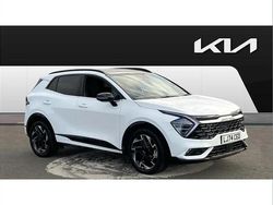 White Used 2025 Kia Sportage 4 SUV | £32,158 (Good price)