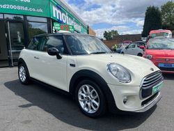 White Used 2014 Mini Cooper Hatch Hatchback | £6,999 (Fair price)