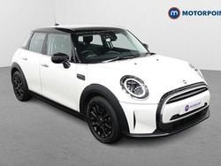 White Used 2022 Mini Cooper Classic Hatchback | £17,549 (Fair price)