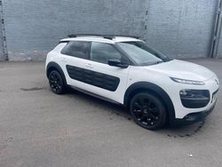 White Used 2017 Citroën C4 Cactus Flair Hatchback | £7,995 (Fair price)