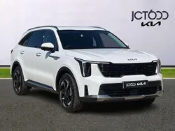 White Used 2025 Kia Sorento 3 SUV | £42,990 (Fair price)