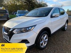White Used 2019 Nissan Qashqai Acenta Premium SUV | £7,995 (Good price)