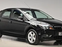 Black Used 2011 Ford Focus Zetec Hatchback | £5,480 (Fair price)