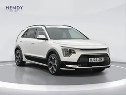White Used 2024 Kia Niro 4 SUV | £27,499 (Expensive)