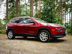Red Used 2014 Jeep Cherokee Limited SUV | £8,495 (Fair price)