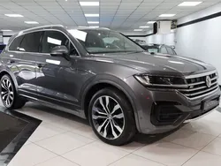 Grey Used 2018 VW Touareg R-line SUV | £36,449