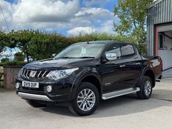 Black Used 2019 Mitsubishi L200 Warrior Pickup | £22,799 (Expensive)