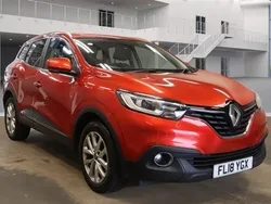 Red Used 2018 Renault Kadjar Dynamique SUV | £7,995 (A bit pricey)