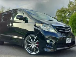Black Used 2009 Toyota Alphard MPV | £9,750 (Super price)