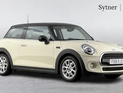 White Used 2018 Mini Cooper Hatch Hatchback | £11,500 (Fair price)