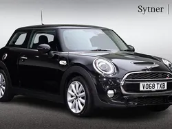 Black Used 2018 Mini Cooper S Hatch Hatchback | £15,250 (Good price)