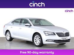 Silver Used 2019 Skoda Superb SE Hatchback | £13,499 (Fair price)