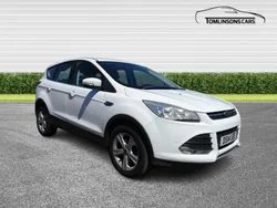 White Used 2014 Ford Kuga Zetec SUV | £7,495 (Fair price)