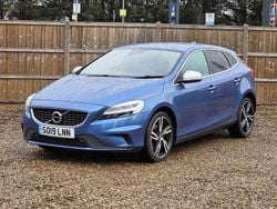 Blue Used 2019 Volvo V40 R-Design Hatchback | £8,300 (Good price)