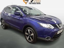 Blue Used 2016 Nissan Qashqai N-Connecta SUV | £6,995 (Fair price)
