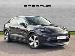 Jet black Used 2025 Porsche Macan SUV | £67,990