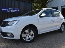 White Used 2019 Dacia Sandero Comfort Hatchback | £6,495 (Good price)
