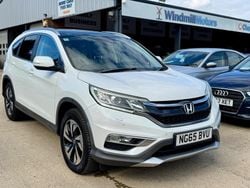 White Used 2016 Honda CR-V EX SUV | £11,950 (Fair price)