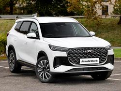 Pearl arctic white New 2025 Chery Tiggo 8 SUV | £30,698 (Good price)